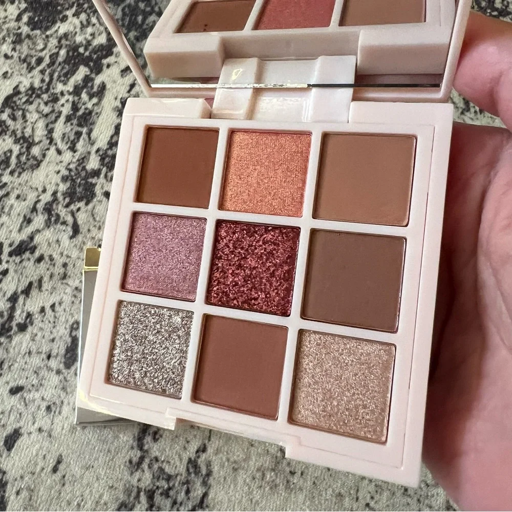 Ciate London TREND EDIT 9 Pan Eyeshadow Palette Metallics + Mattes